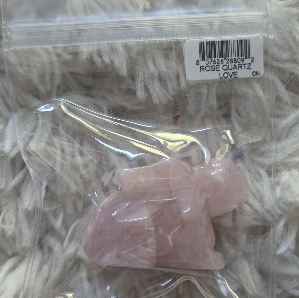 Rose Quartz Rabbit Figurine - Picture 3 of 3